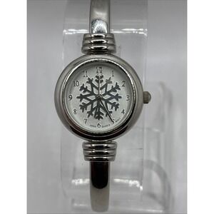 Snowflake Women's Quartz Watch Silver Tone Bangle Band 25mm‎ Case- New Battery